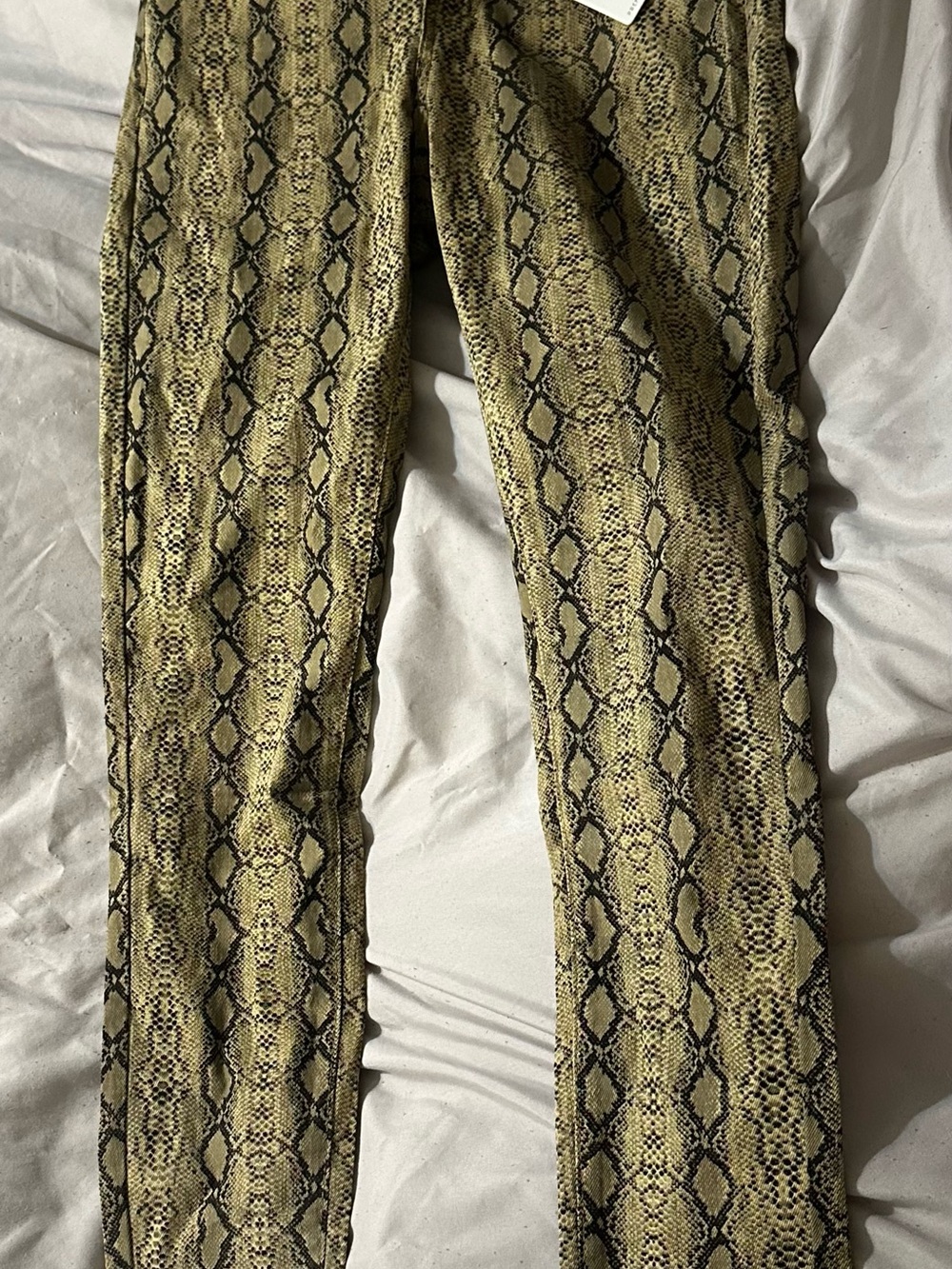Snake-Print Skinny Jeans in cream/Black - Women